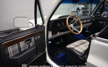 Chevrolet-Blazer-1976-SUV-4