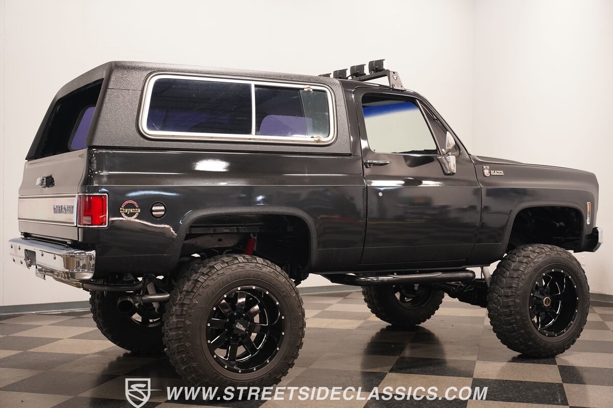 Chevrolet-Blazer-1977-SUV-16