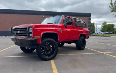 Chevrolet Blazer  1985 red