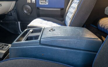 Chevrolet-Blazer-1990-SUV-15