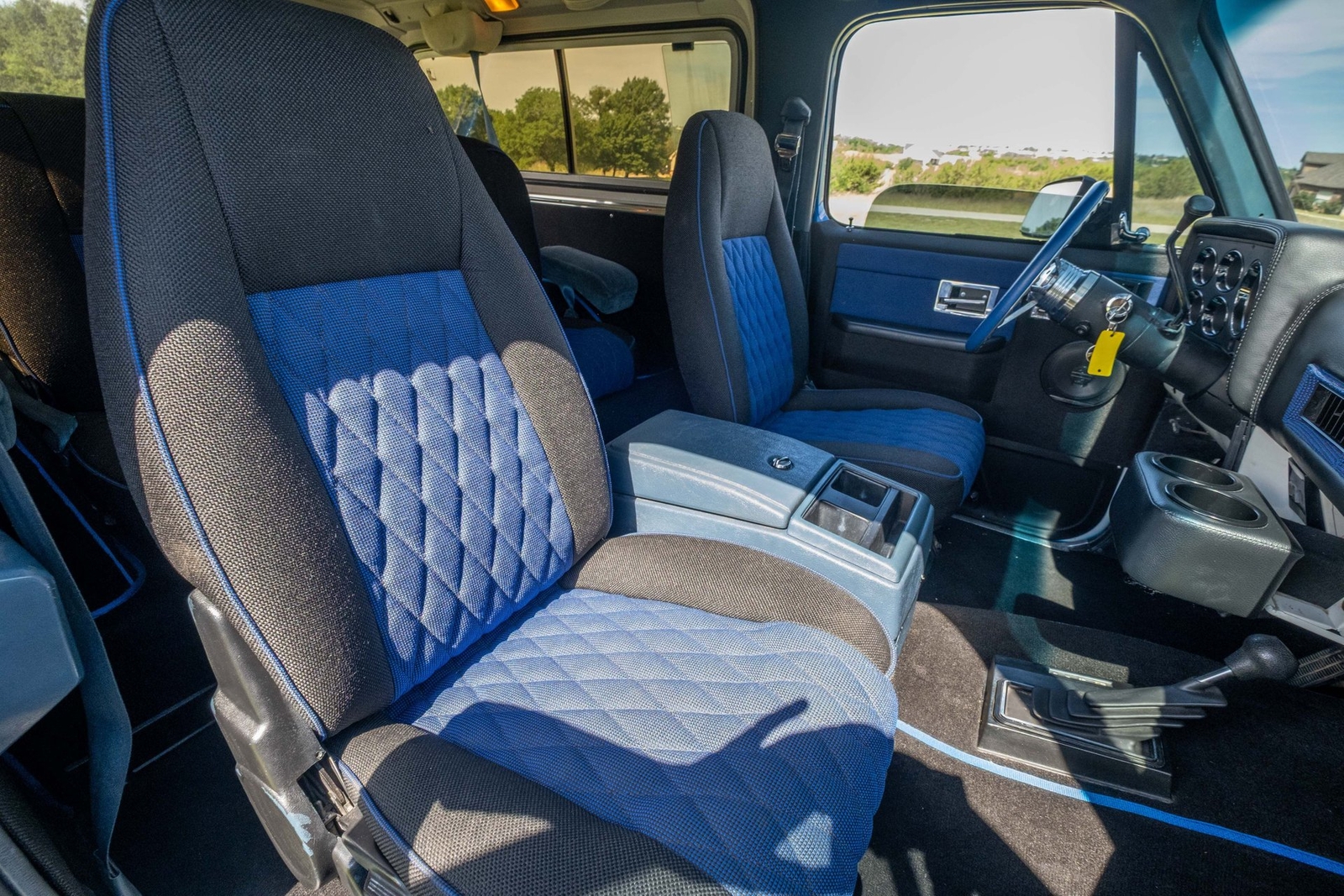 Chevrolet-Blazer-1990-SUV-19