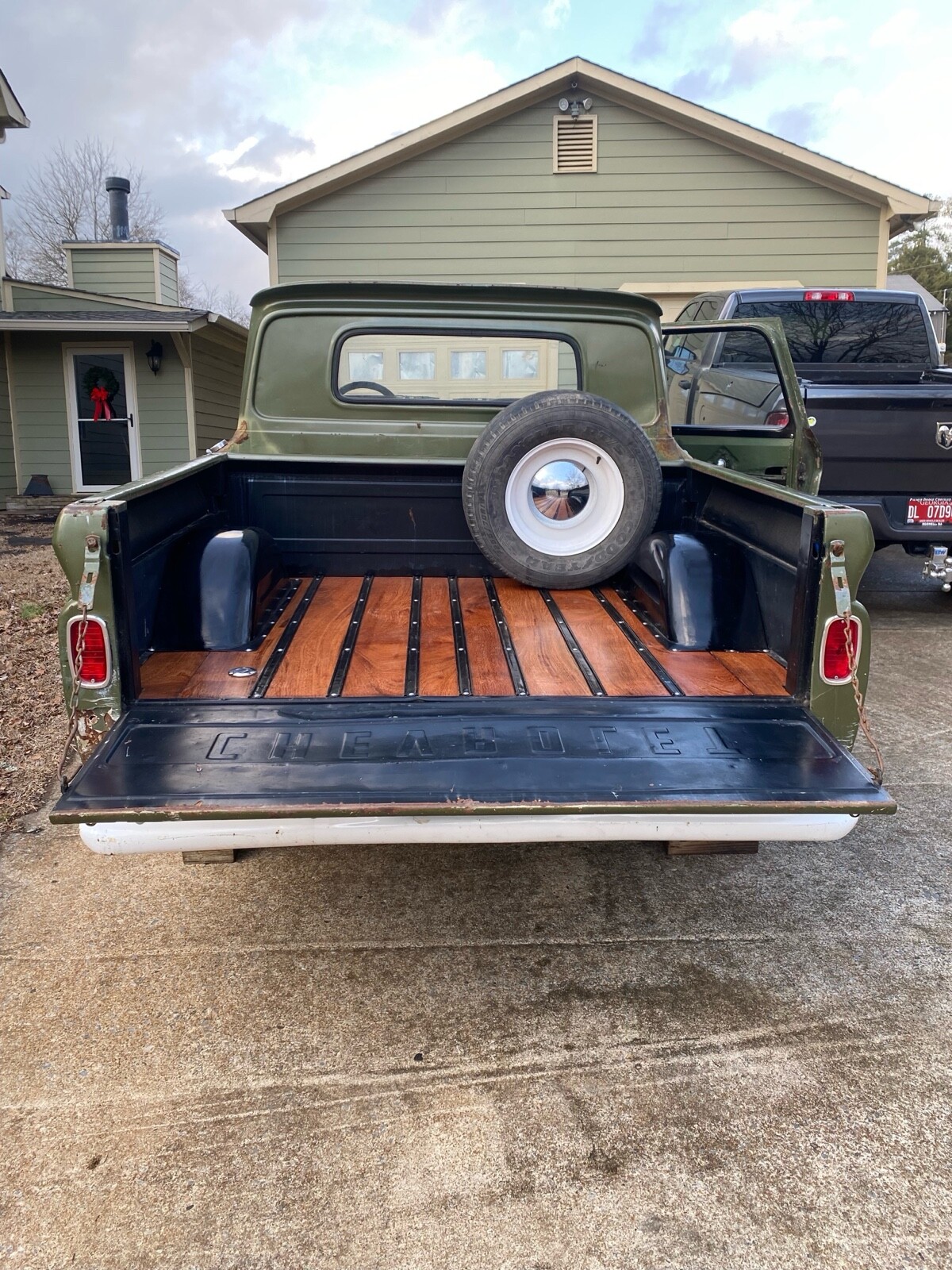 Chevrolet-C-10-1962-3