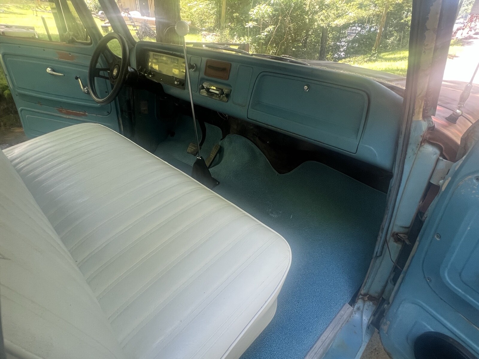 Chevrolet-C-10-1965-13