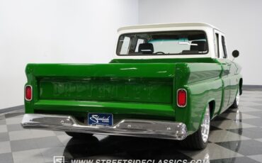 Chevrolet-C-10-1965-Pickup-Truck-11