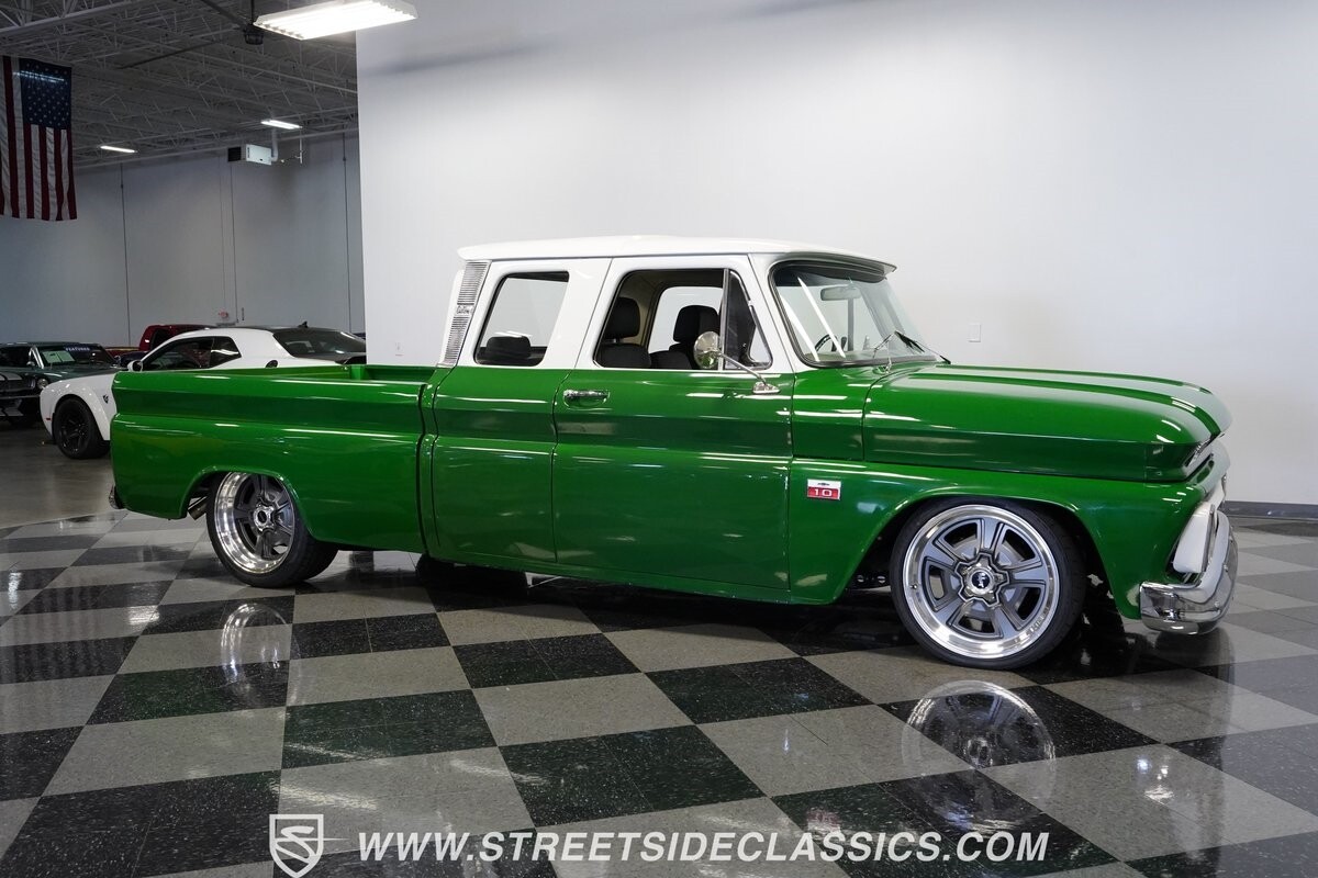 Chevrolet-C-10-1965-Pickup-Truck-15