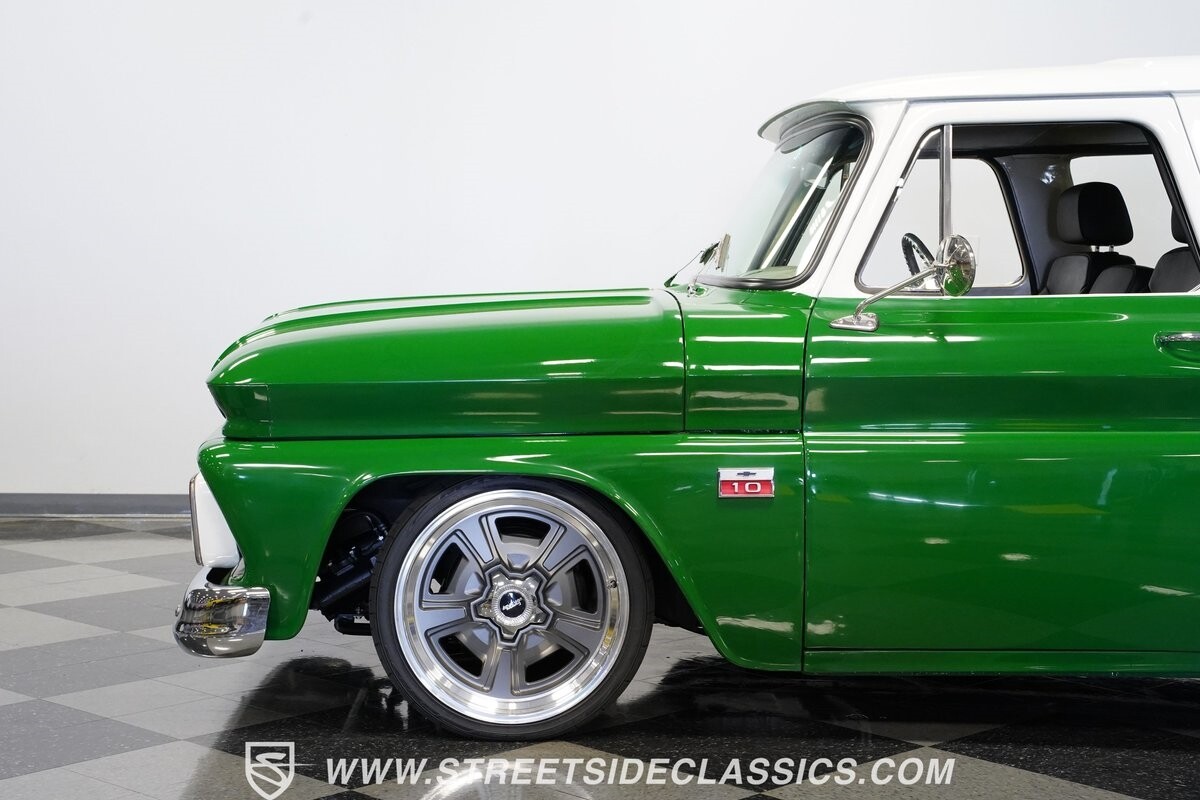 Chevrolet-C-10-1965-Pickup-Truck-23