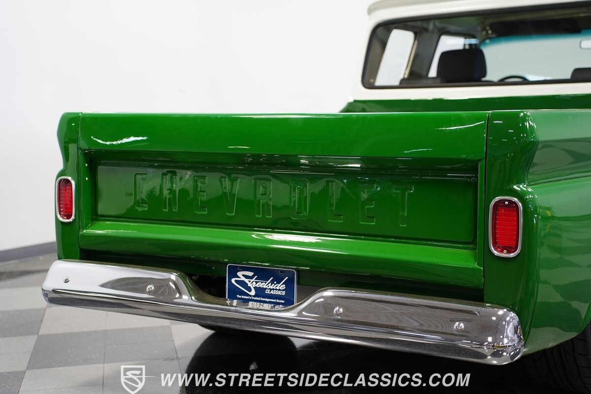 Chevrolet-C-10-1965-Pickup-Truck-26