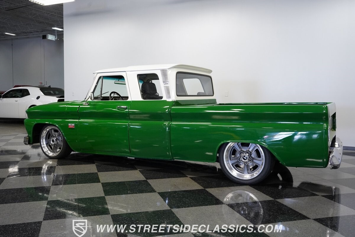 Chevrolet-C-10-1965-Pickup-Truck-8