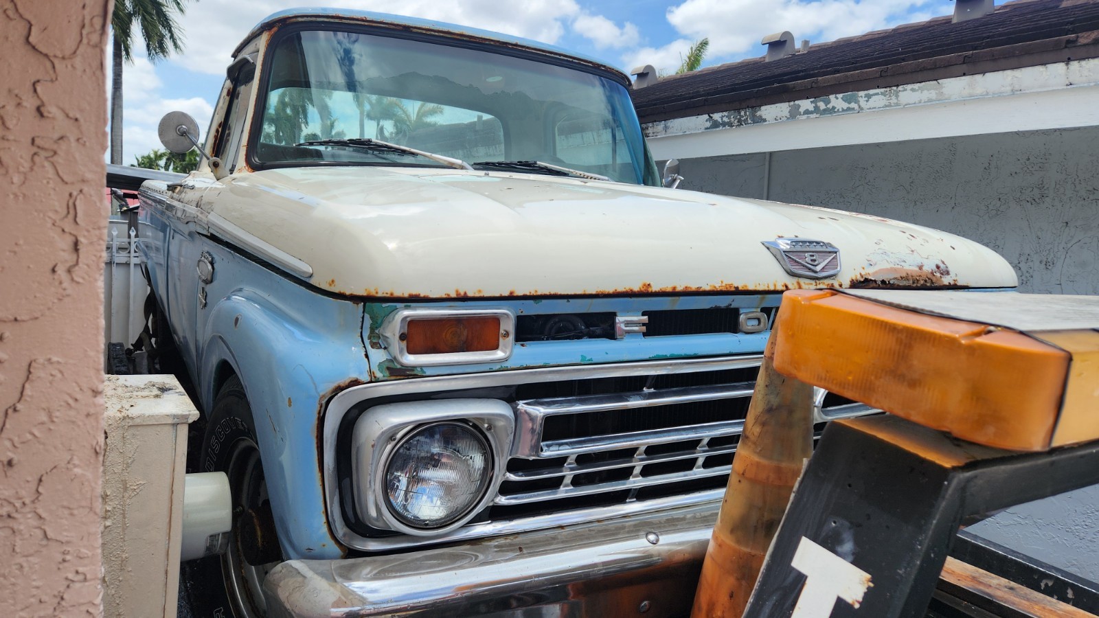 Chevrolet-C-10-1966-Standard-Cab-Pickup-3