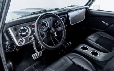 Chevrolet-C-10-1967-Standard-Cab-Pickup-26