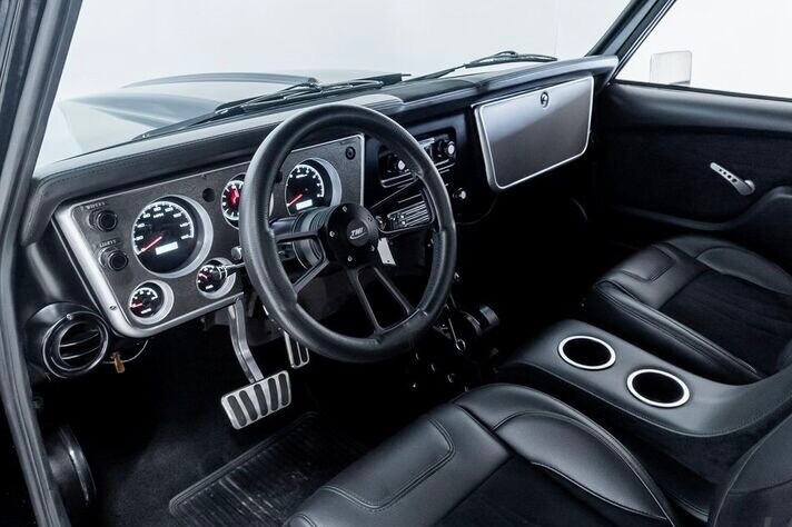 Chevrolet-C-10-1967-Standard-Cab-Pickup-26