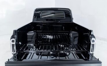 Chevrolet-C-10-1967-Standard-Cab-Pickup-3