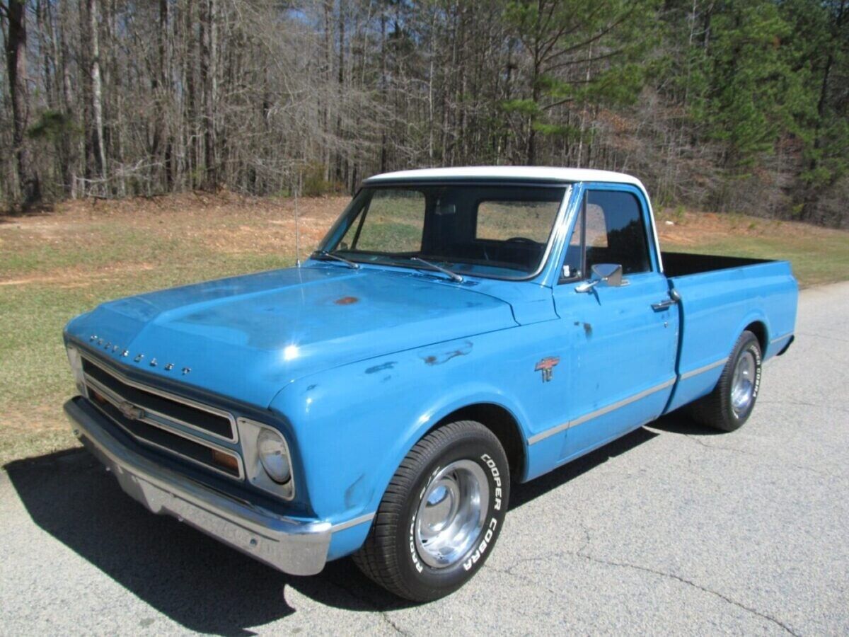 Chevrolet-C-10-1967-Standard-Cab-Pickup-3