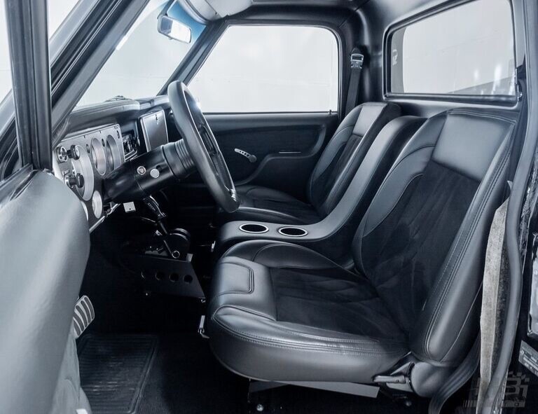 Chevrolet-C-10-1967-Standard-Cab-Pickup-37