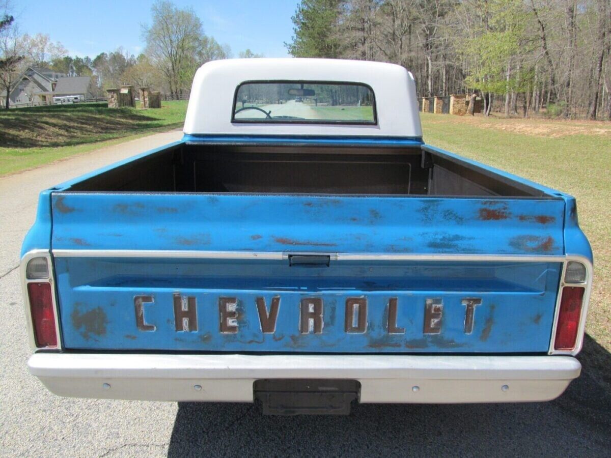 Chevrolet-C-10-1967-Standard-Cab-Pickup