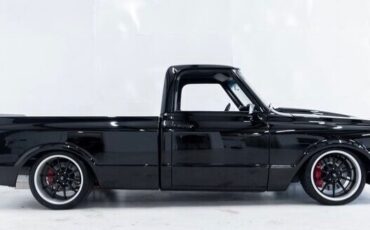 Chevrolet-C-10-1967-Standard-Cab-Pickup-6