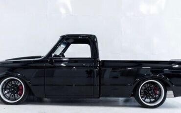 Chevrolet-C-10-1967-Standard-Cab-Pickup-7