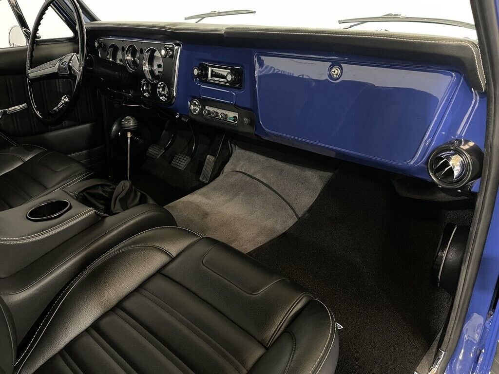 Chevrolet-C-10-1968-Step-Side-Pickup-19