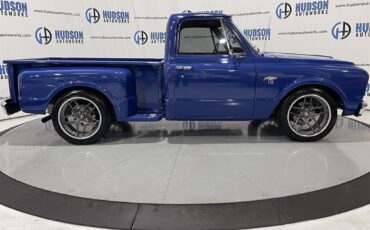 Chevrolet-C-10-1968-Step-Side-Pickup-6