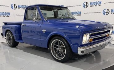 Chevrolet-C-10-1968-Step-Side-Pickup-7