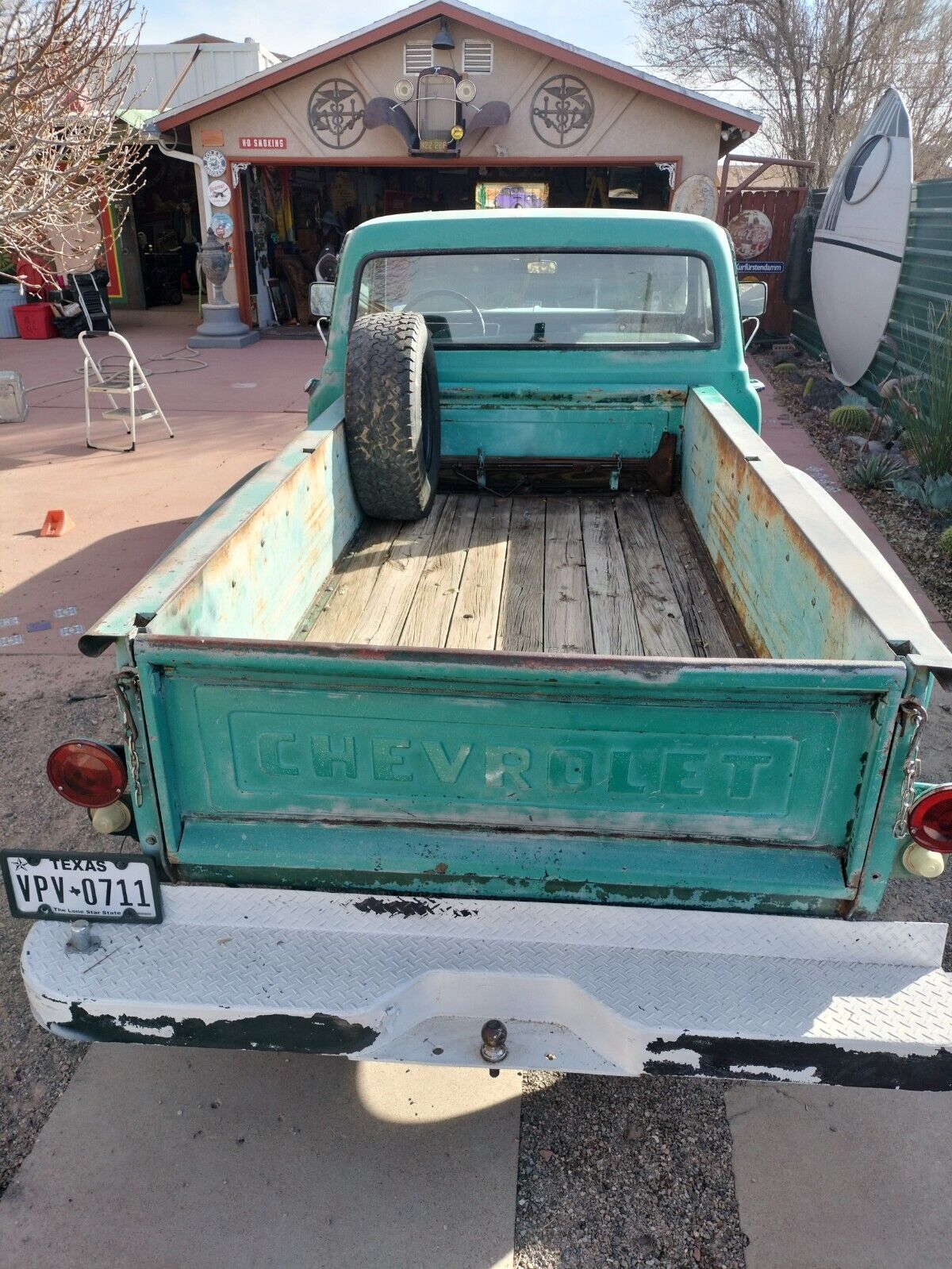 Chevrolet-C-10-1969-Standard-Cab-Pickup-12