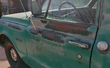 Chevrolet-C-10-1969-Standard-Cab-Pickup-13