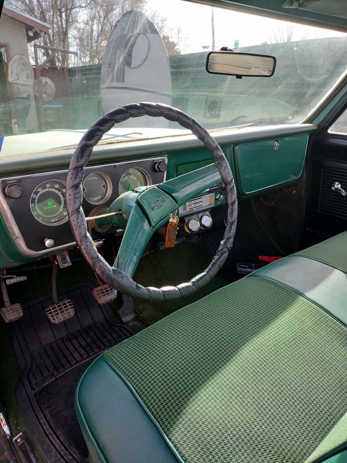 Chevrolet-C-10-1969-Standard-Cab-Pickup-16