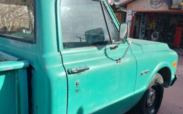 Chevrolet-C-10-1969-Standard-Cab-Pickup-8