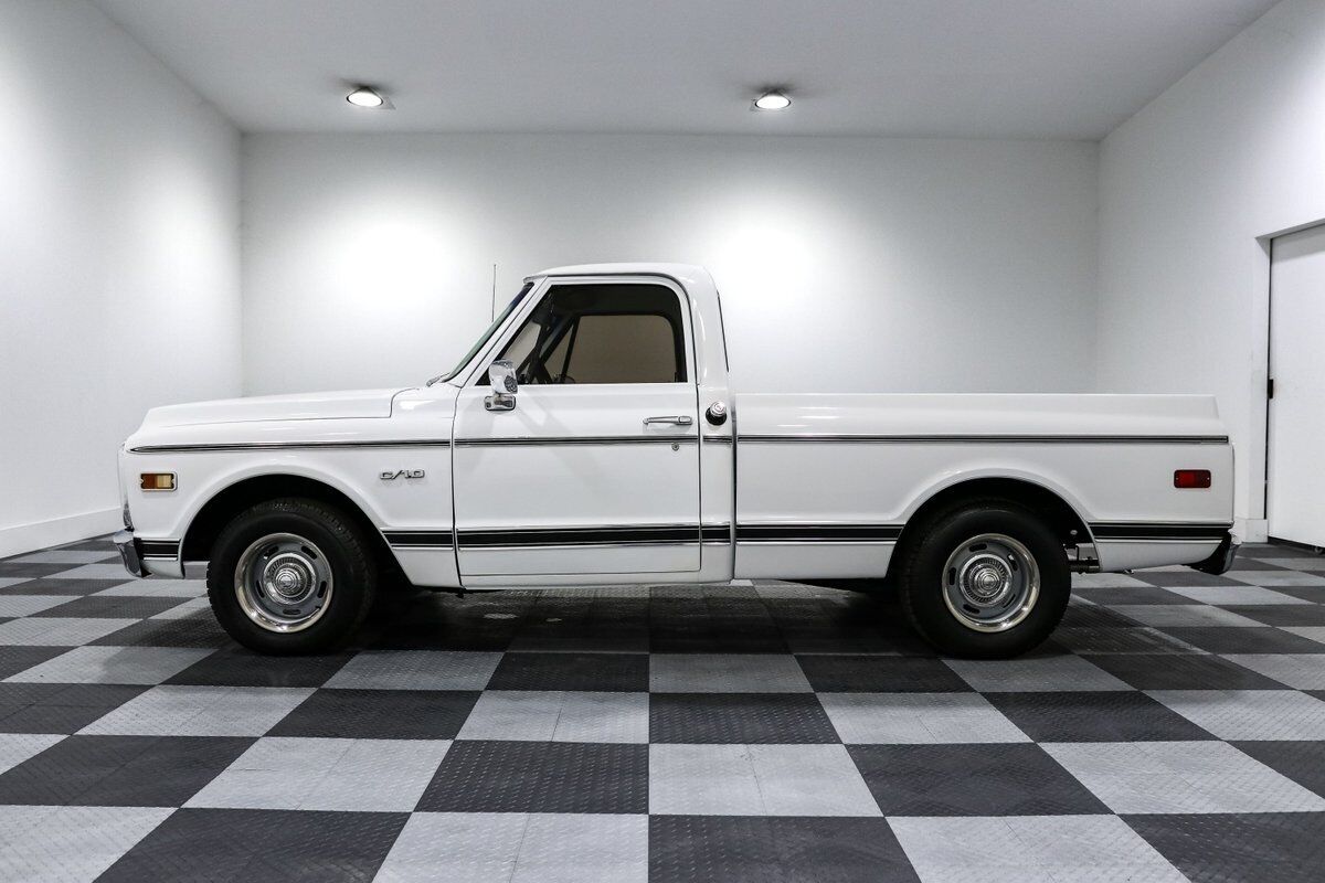 Chevrolet-C-10-1970-Pickup-Truck-4