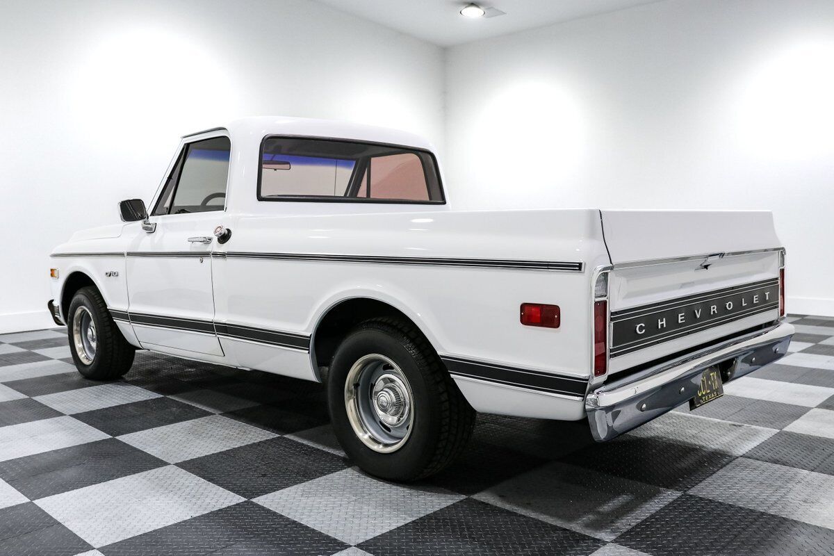 Chevrolet-C-10-1970-Pickup-Truck-5
