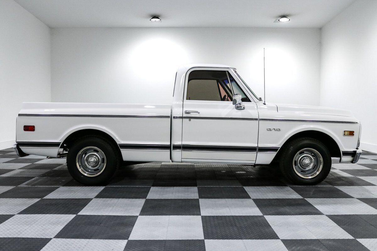 Chevrolet-C-10-1970-Pickup-Truck-8