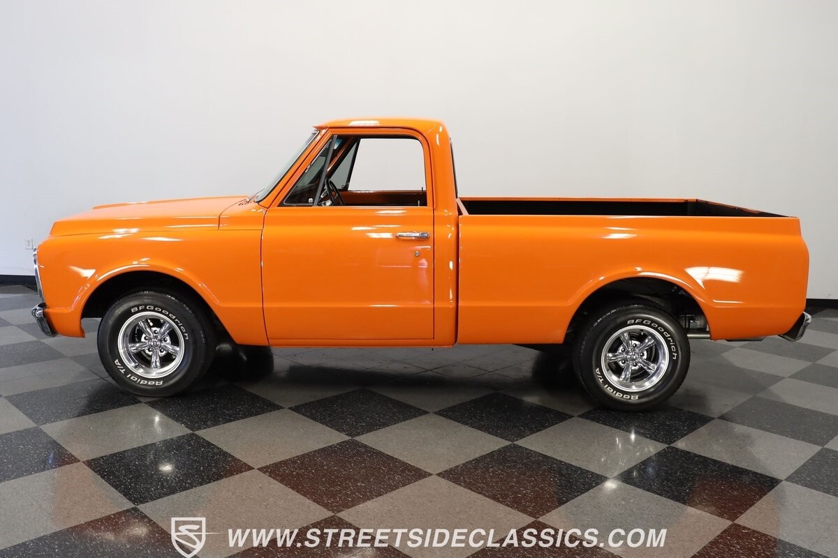 Chevrolet-C-10-1971-Pickup-Truck-2