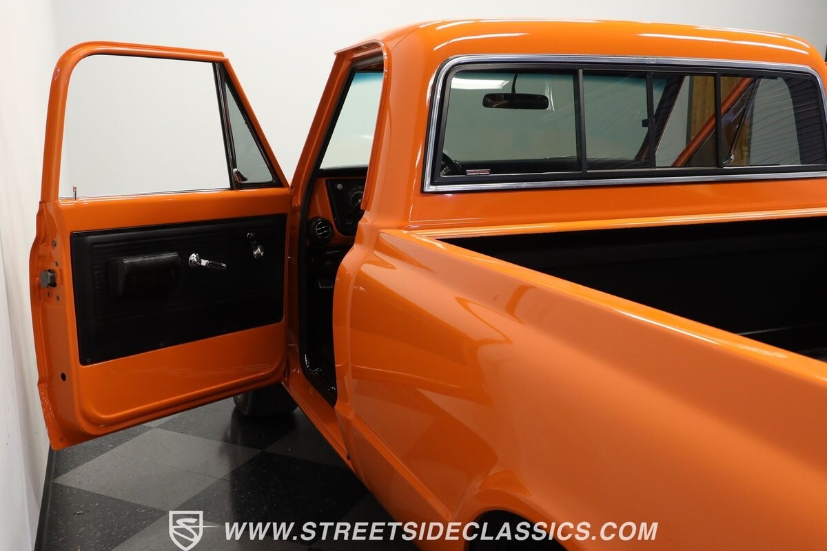 Chevrolet-C-10-1971-Pickup-Truck-32