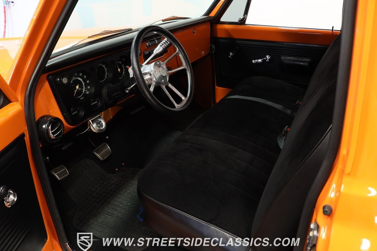 Chevrolet-C-10-1971-Pickup-Truck-4