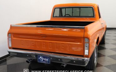 Chevrolet-C-10-1971-Pickup-Truck-9
