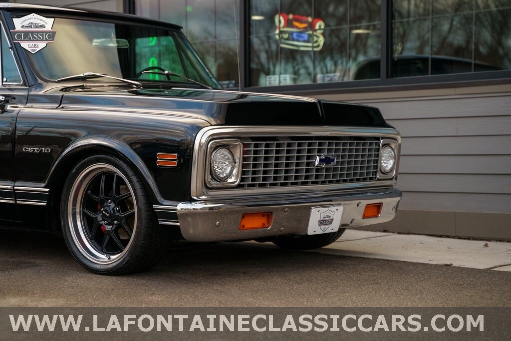 Chevrolet-C-10-1971-SWB-11