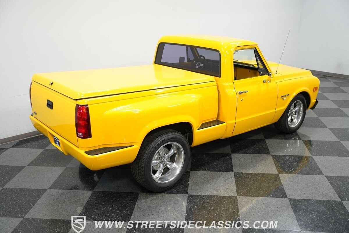 Chevrolet-C-10-1972-Pickup-Truck-24