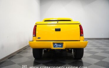 Chevrolet-C-10-1972-Pickup-Truck-8