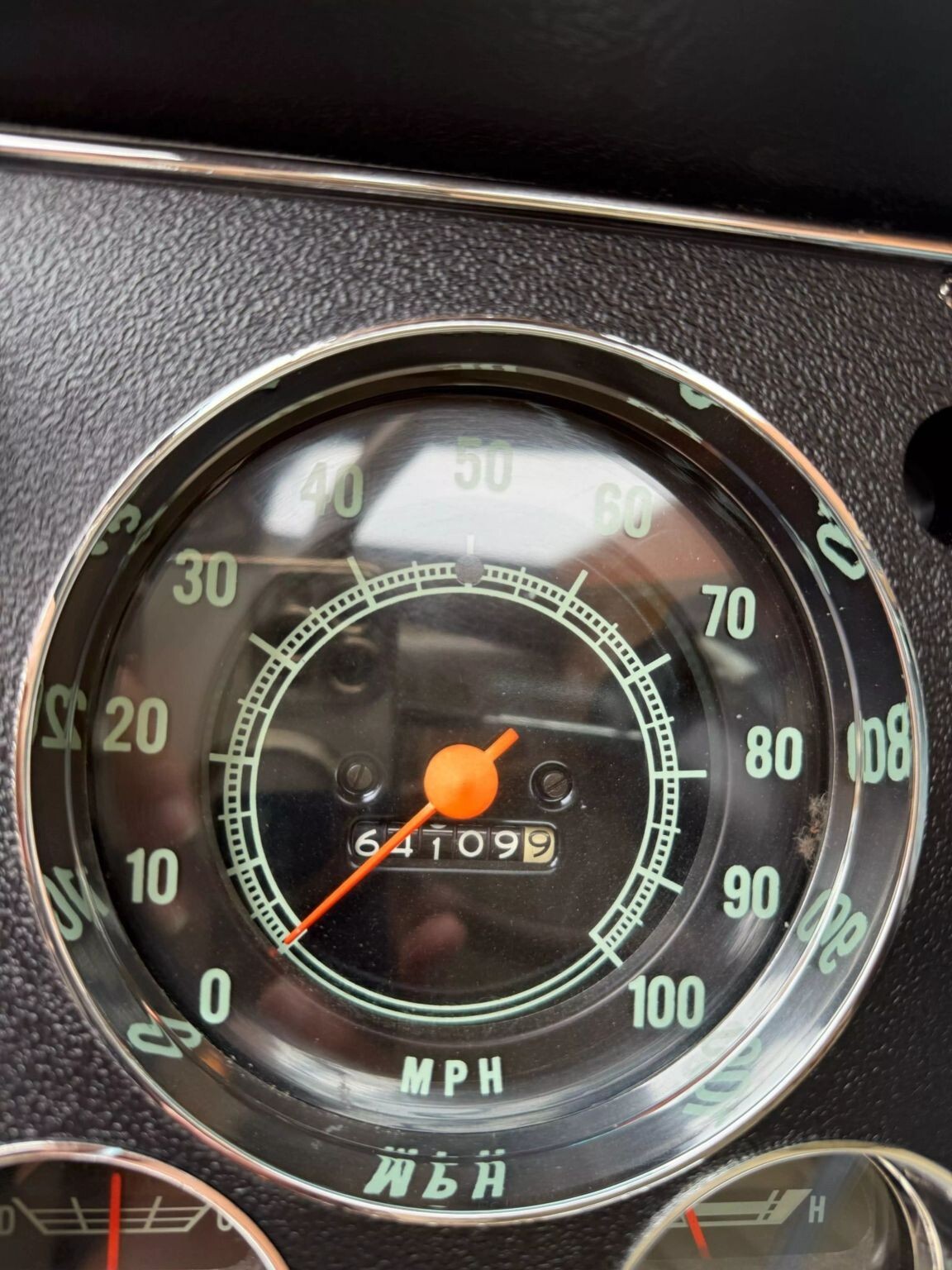 Chevrolet-C-10-1972-Standard-Cab-Pickup-16