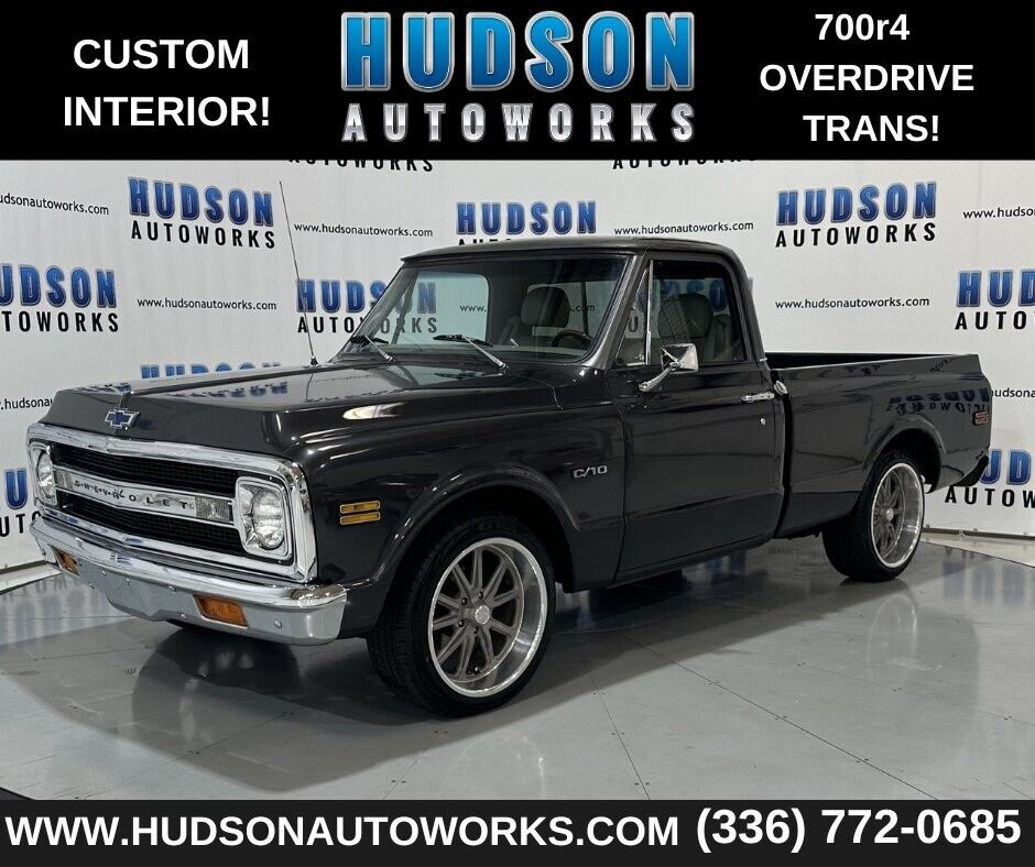 Chevrolet C-10 1972 Standard Cab Pickup