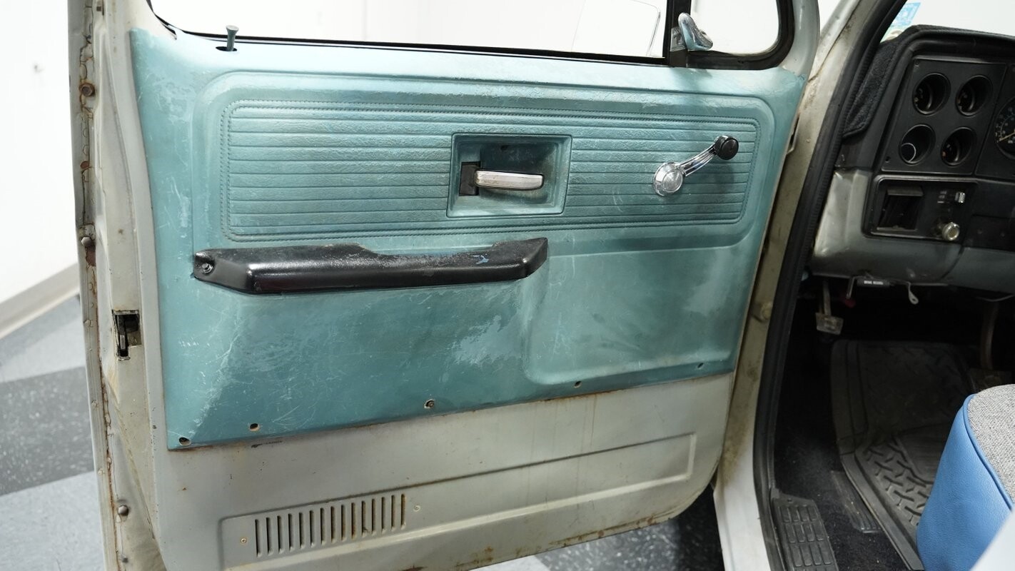 Chevrolet-C-10-1979-Pickup-Truck-33