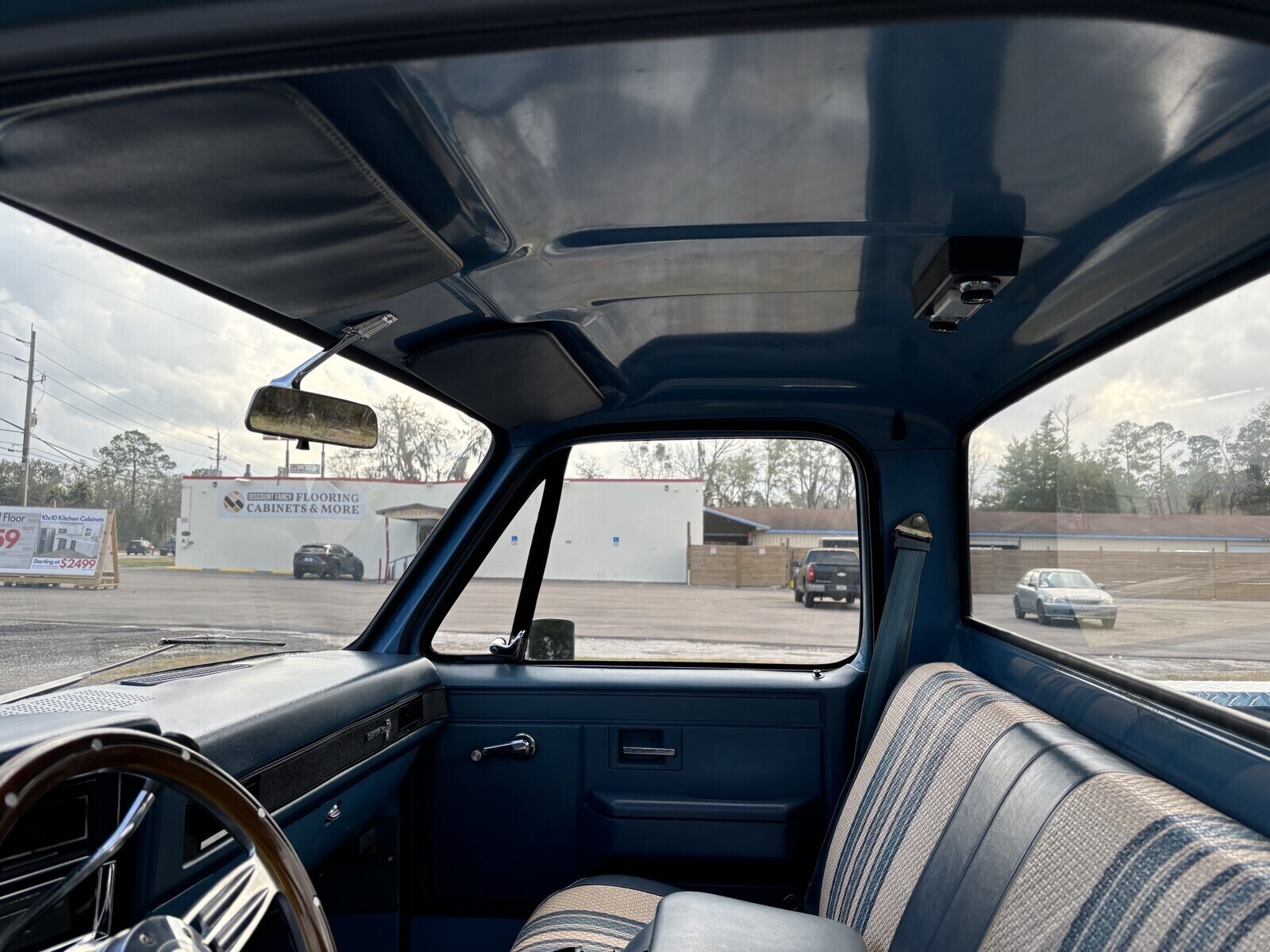 Chevrolet-C-10-1981-34