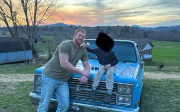 Chevrolet-C-10-1983-blue-13