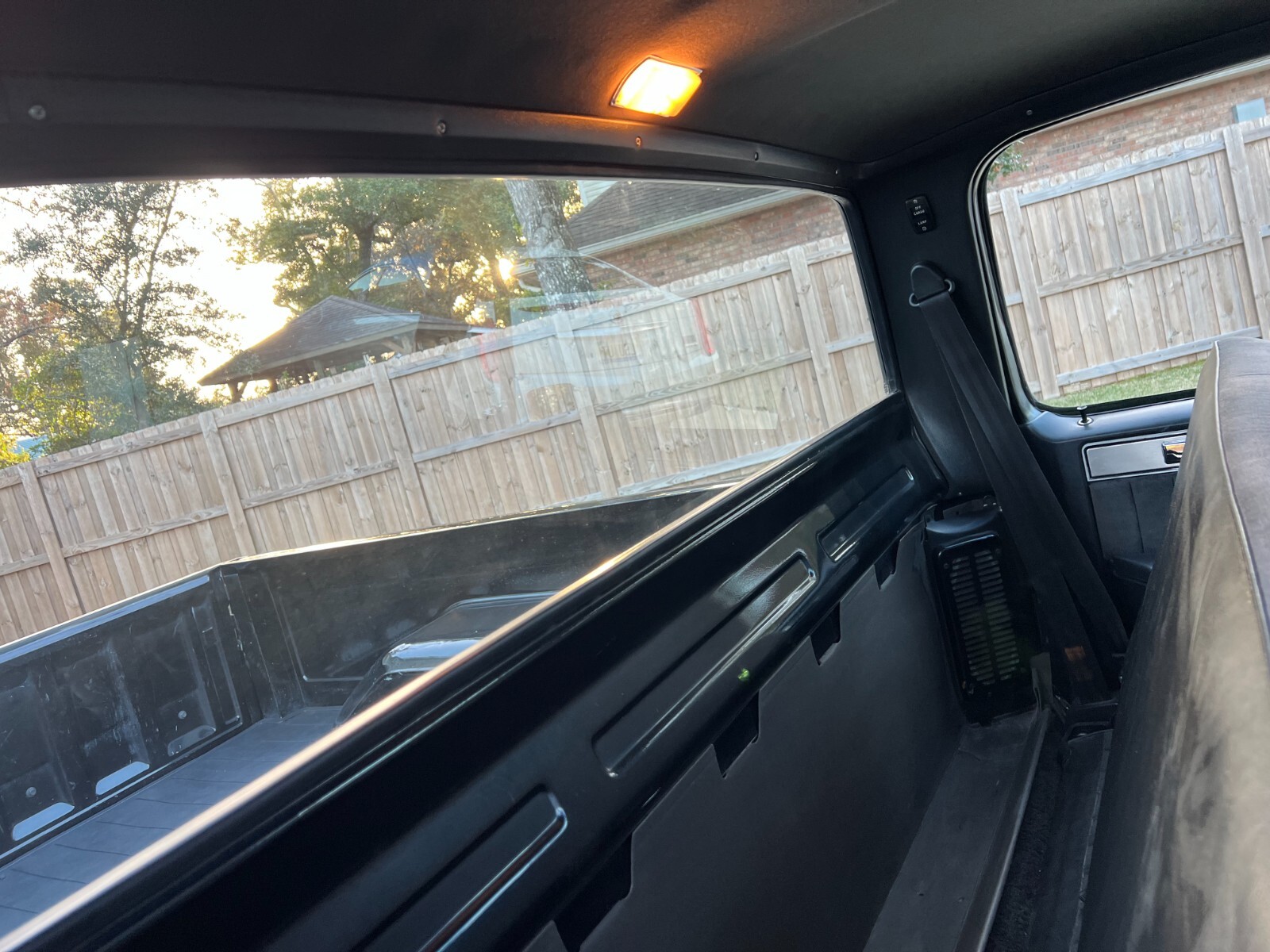 Chevrolet-C-10-1984-Standard-Cab-Pickup-14