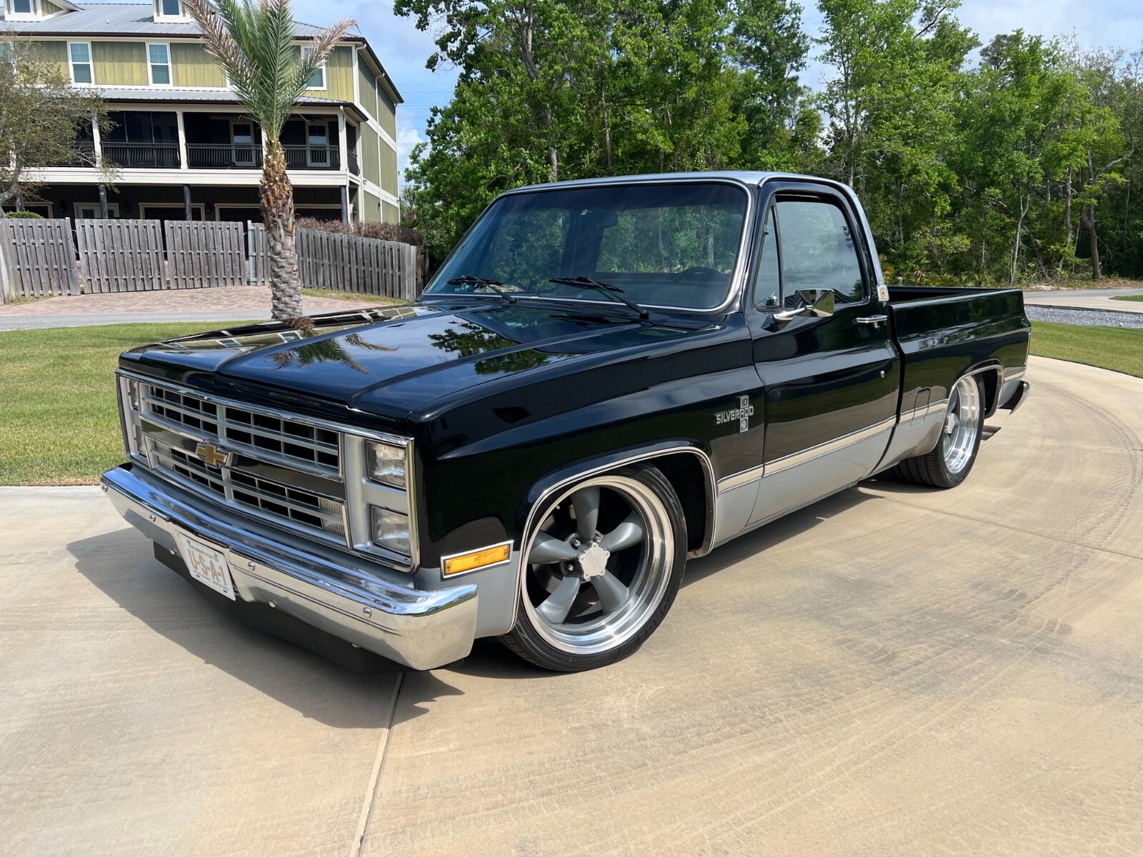 Chevrolet-C-10-1984-Standard-Cab-Pickup-16