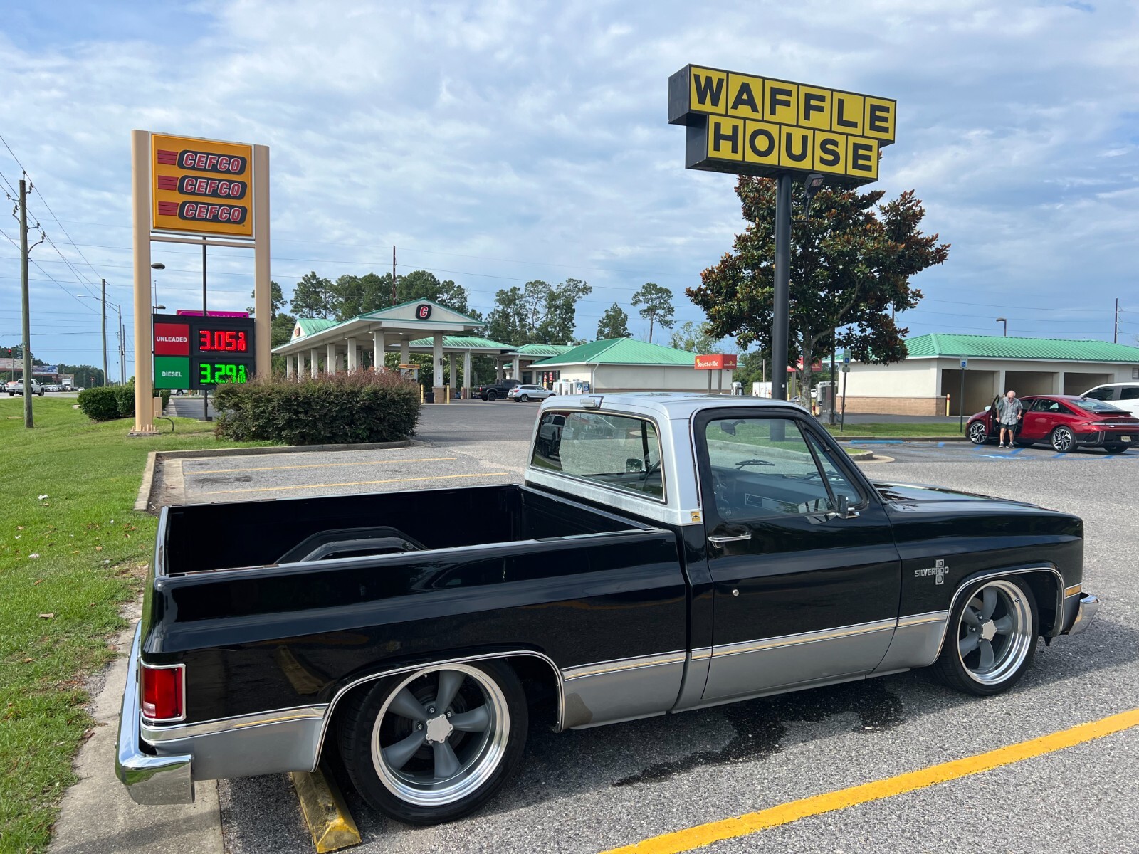 Chevrolet-C-10-1984-Standard-Cab-Pickup-35