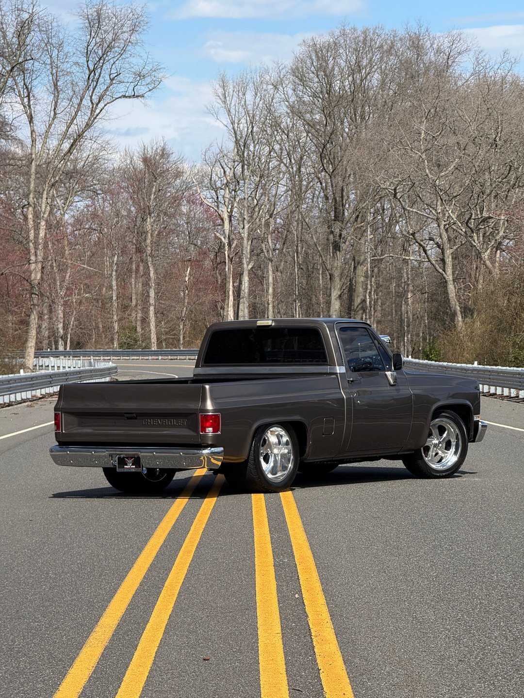 Chevrolet-C-10-1986-Pickup-Truck-1
