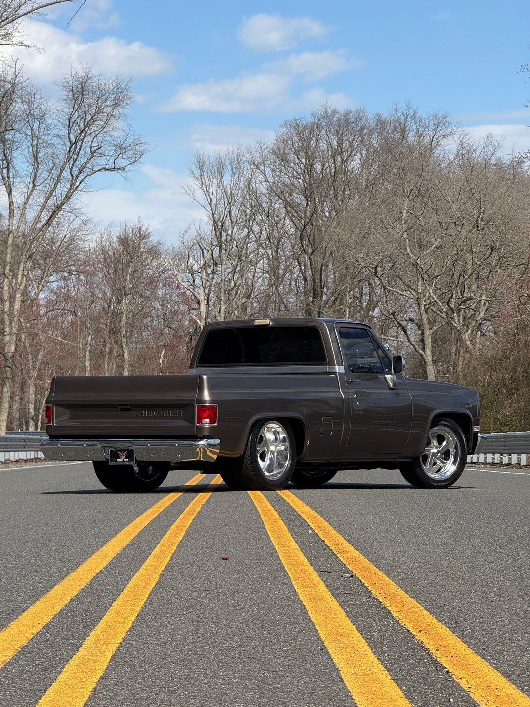 Chevrolet-C-10-1986-Pickup-Truck-2