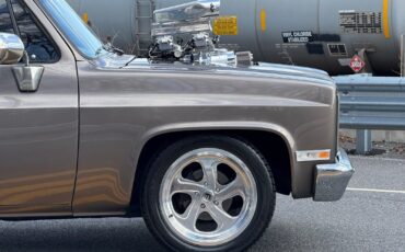 Chevrolet-C-10-1986-Pickup-Truck-32