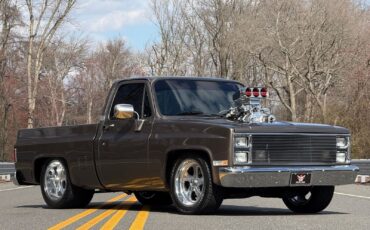 Chevrolet-C-10-1986-Pickup-Truck
